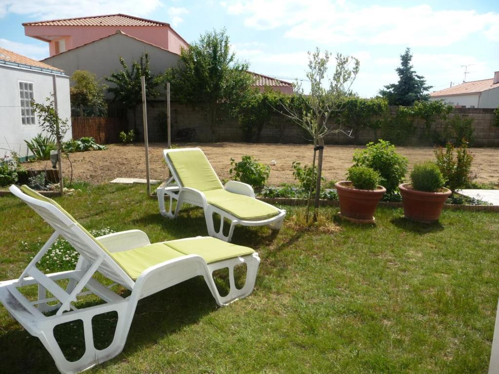 لي سابلِ دولونْ Chambre D'Hote Fleur De Potager المظهر الخارجي الصورة